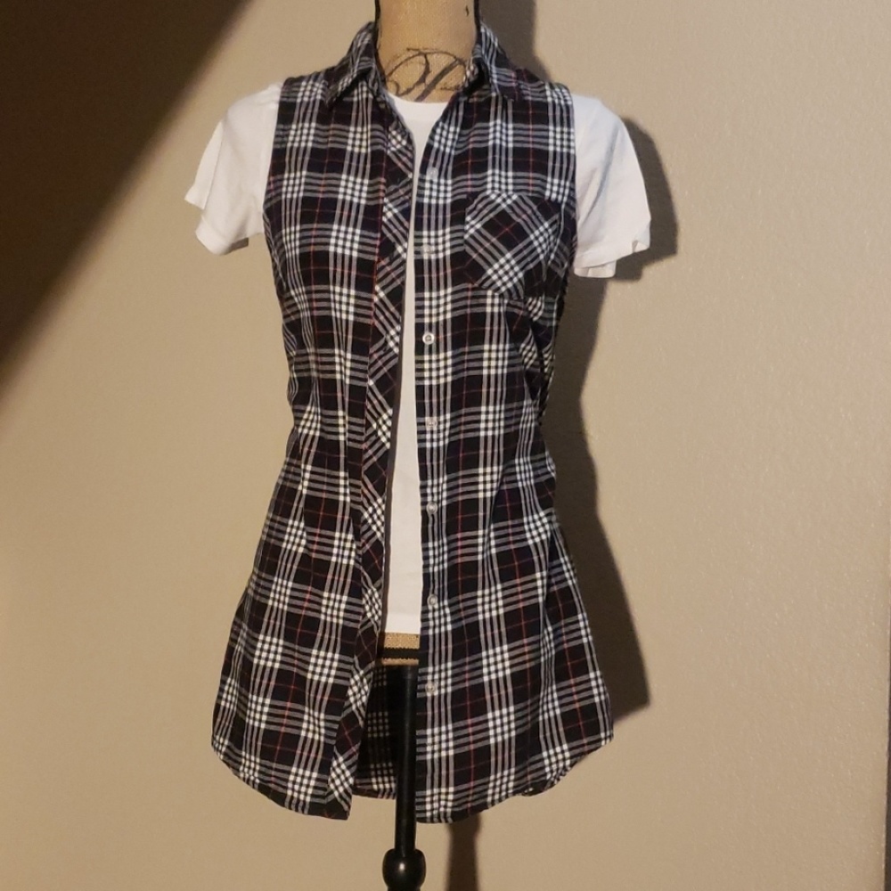 Molokai -long plaid sleeveless flannel blk/wht/red